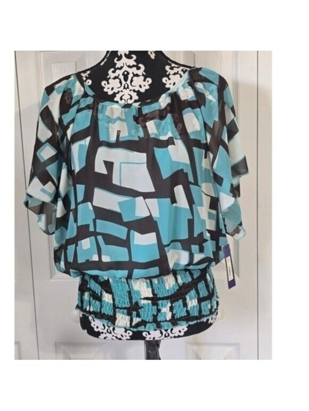 APT. 9 Women's Large Blue and Brown Geometric Pattern Blouse
